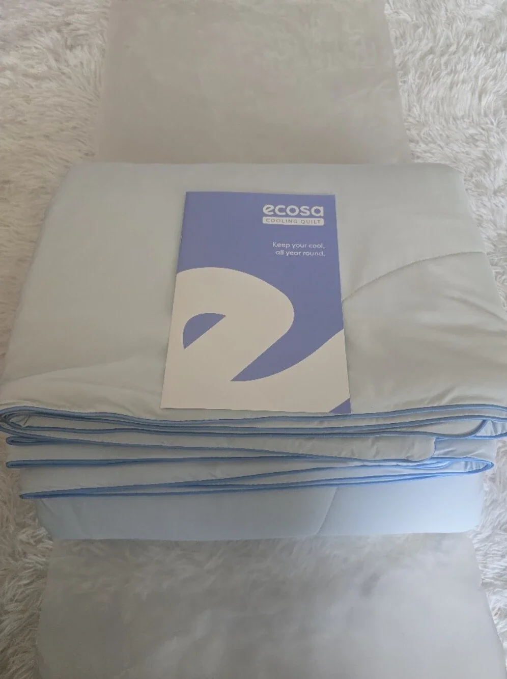 Ecosa Luxurious Cooling Quilt W/Cooling Fabric & Breathable Fill-Light Blue King